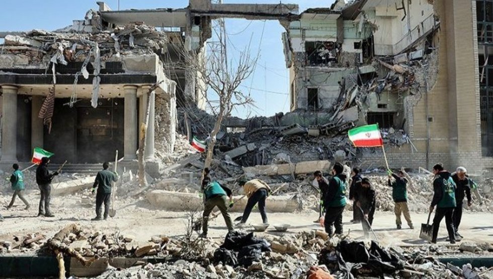 Krieg gegen den Iran: Nukleare Konsequenzen {f:if(condition:'Gebäude in Teheran durch US-amerikanisch-israelische Angriffe beschädigt, 4 Mrz 2026',then:'Gebäude in Teheran durch US-amerikanisch-israelische Angriffe beschädigt, 4 Mrz 2026',else:'Krieg gegen den Iran: Nukleare Konsequenzen'